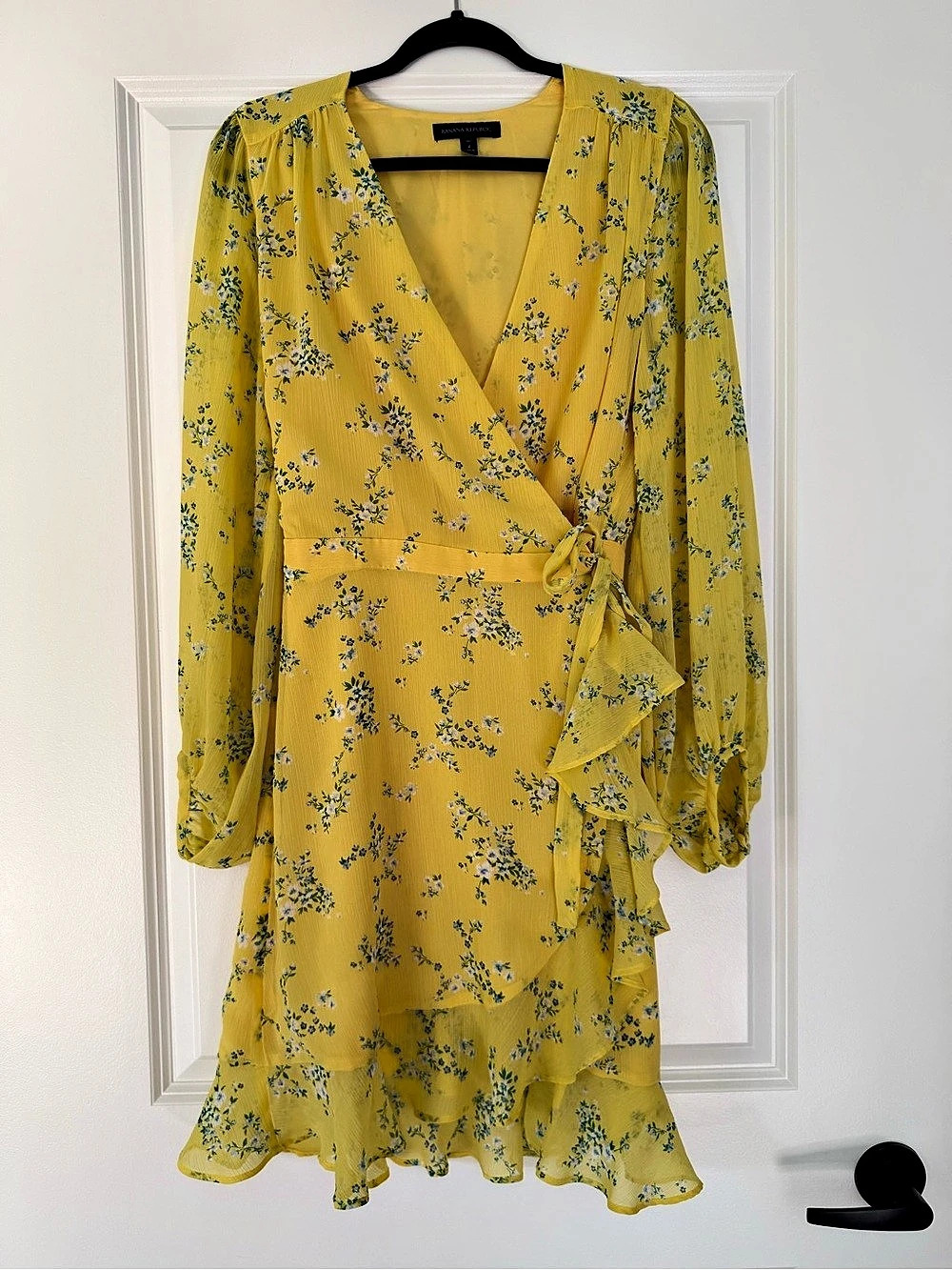 Banana Republic Floral Wrap Mini Dress in Yellow Size 4